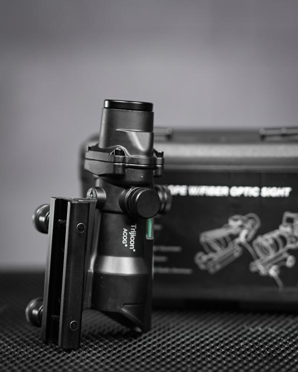 Оптичний коліматорний призматичний приціл trijicon acog на ак - Зображення 3