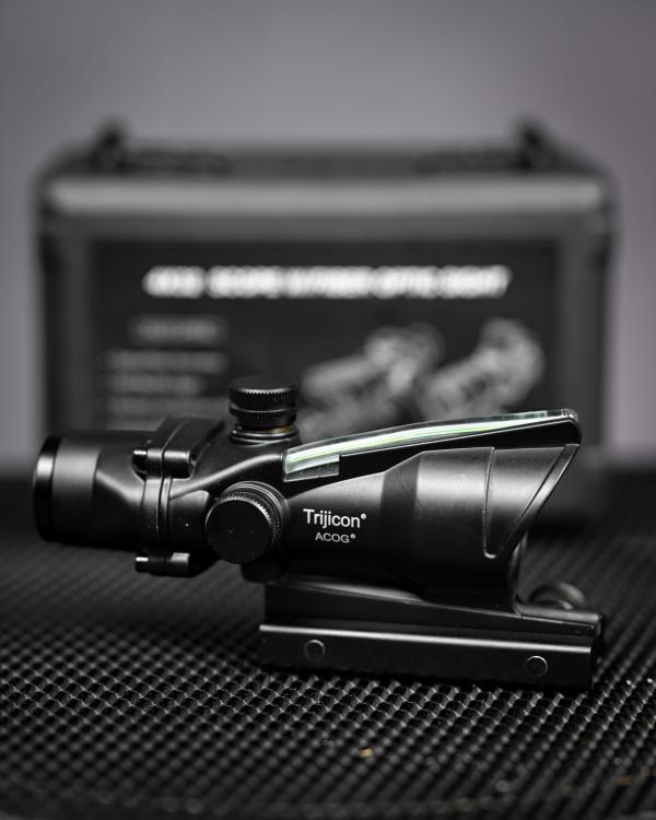 Оптичний коліматорний призматичний приціл trijicon acog на ак